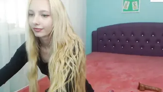 tiny_martini chaturbate gorgeous bitch bares her breasts