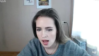 pine_apple_tites chaturbate gorgeous beast jumping on a dildo