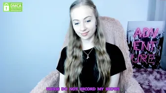 pretty_ally chaturbate Vicious brunette