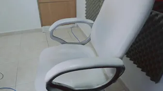 mom_xxx chaturbate bitch jerks off in the office