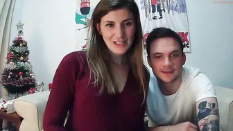 niki_melts chaturbate cute striptease