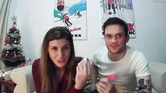 niki_melts chaturbate cute striptease