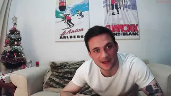 niki_melts chaturbate cute striptease