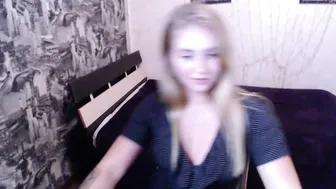 lillian_henry chaturbate cute confused lustfully communicates in fries