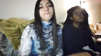 babygotbackends chaturbate slutty confidant gently masturbates pussy