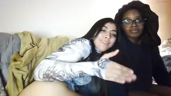 babygotbackends chaturbate slutty confidant gently masturbates pussy