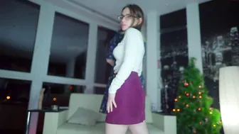 _cutelovegirl_ chaturbate dark haired woman masturbates with sex toys