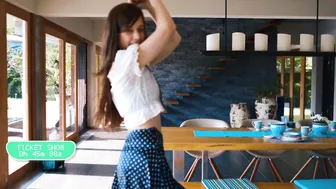 newchloe18 chaturbate glamor bitch fuck both slits