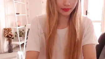 missalice_94 myfreecams slutty bitch masturbates cunt
