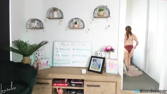 laura_lee chaturbate crazy bitch furiously masturbating cunt