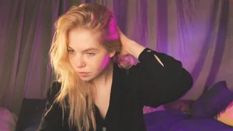 blondie_sophie chaturbate playing with her ass and pussy