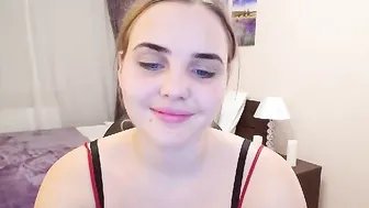 blindlovee myfreecams luxurious blonde passionately pulls pussy