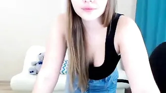 blindlovee myfreecams shines pussy and caresses big tits