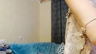 blindlovee myfreecams cute whore takes off her panties and jerks off her cunt