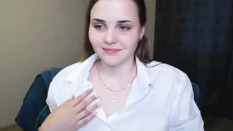 blindlovee myfreecams matchless chick spins elastic booty