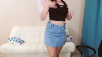 blindlovee myfreecams busty young lady posing nude