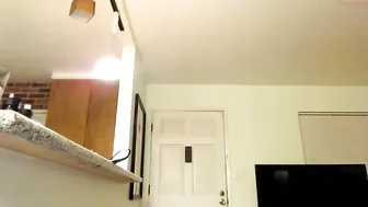 biancaandhubby chaturbate  sweet pussy pulls the cap