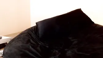 badgirlmad chaturbate young beauty seduces the virgin body