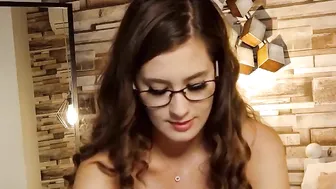 anniekarrera1 myfreecams hot bitches shine small tits on camera