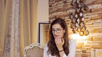 anniekarrera1 myfreecams exciting trash boasts a body