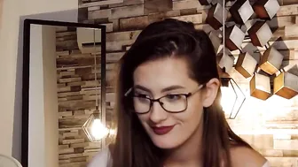 anniekarrera1 myfreecams Chick in stockings Nastya caresses pussy lips