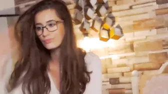 anniekarrera1 myfreecams 05 May 2020