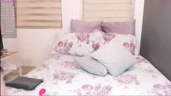 ann__w chaturbate busty female pleases herself with sex toy