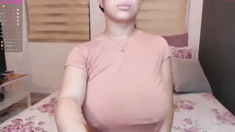 ann__w chaturbate cute brunette caresses her charms