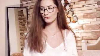 anniekarrera1 myfreecams easily accessible bitch is given to a neighbor