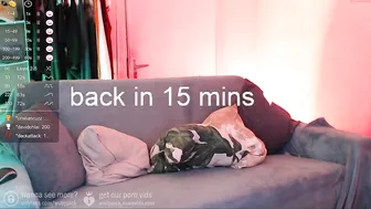 wutquack chaturbate busty girl fingering her pussy with a vibrator