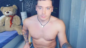stein_carey77 chaturbate luxurious bitch in no hurry to undress