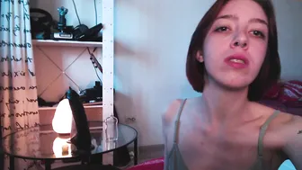 reqwerer chaturbate passionate skin jumps on a dildo