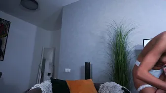 mvladlena chaturbate gorgeous blonde seduces with big tits