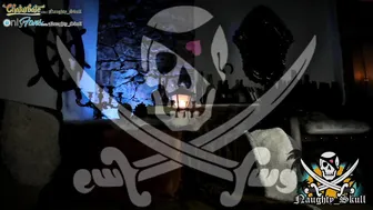 naughty_skull chaturbate shows her pussy on the chair