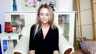 lucia_evans chaturbate  caressed on the bed