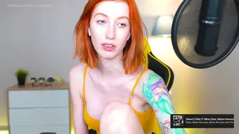 loony_moony chaturbate shy bitch masturbates recklessly pussy