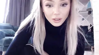 yveline myfreecams Curly chick