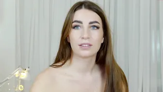 lady_big_squirt chaturbate naked beauty in the kitchen