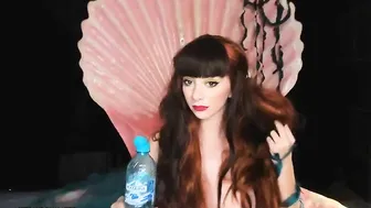 xjoannabearx myfreecams adorable little doll and her little holes