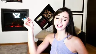 xjoannabearx myfreecams hot slut jumping on sex toy