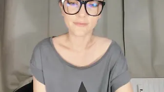 wineythepooh myfreecams naughty babe caresses vaginal hole