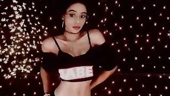 shiisundai myfreecams Spoiled girl