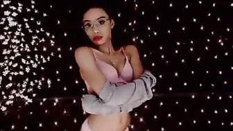 shiisundai myfreecams big tits slut