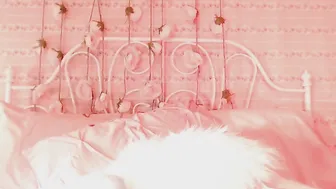 shiisundai myfreecams skinny bitch straddled phallus