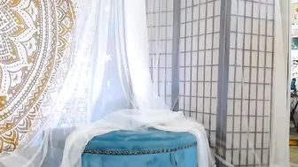 squishergirl myfreecams caresses pussy in the pharmacy