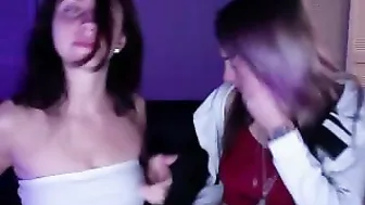 selerah myfreecams handjob in front of the camera