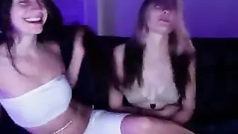 selerah myfreecams gorgeous boobs