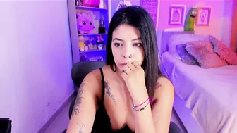 sarah_cher chaturbate impressive babe dancing striptease