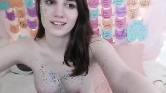 kitty myfreecams charming babe shows off beautiful sissy