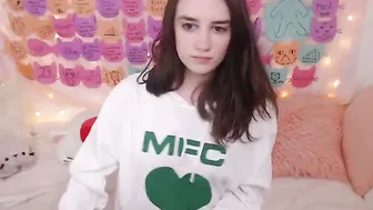 kitty myfreecams front seat thinks